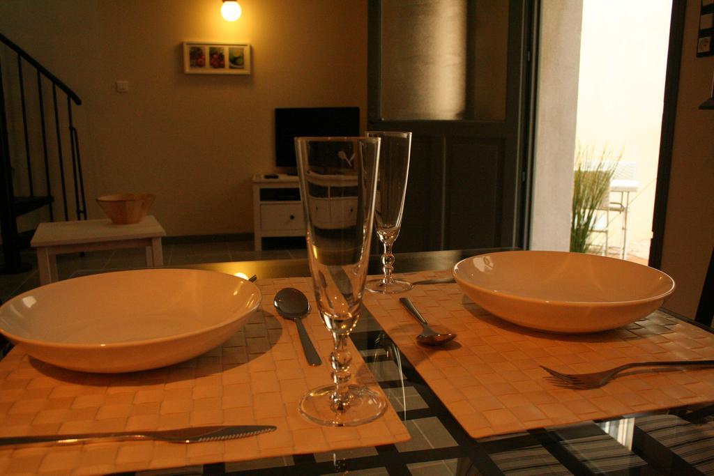 Carcassonne Pont Vieux Apartments ภายนอก รูปภาพ